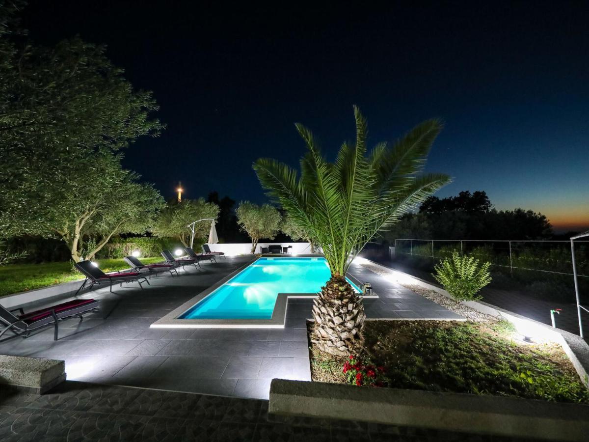 Lovely Holiday Home In Policnik With Private Pool Exterior foto