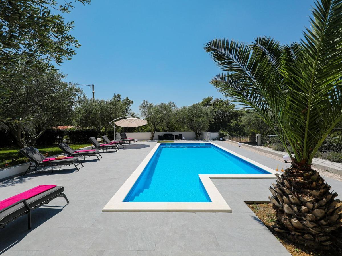 Lovely Holiday Home In Policnik With Private Pool Exterior foto